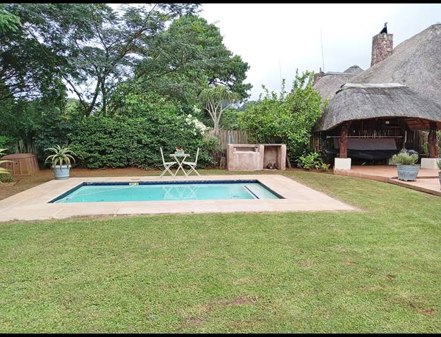 3 BEDROOM TOWNHOUSE SOLD IN HILLCREST CENTRAL